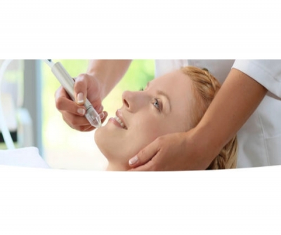 Micro-dermabrasion skin care unit / table