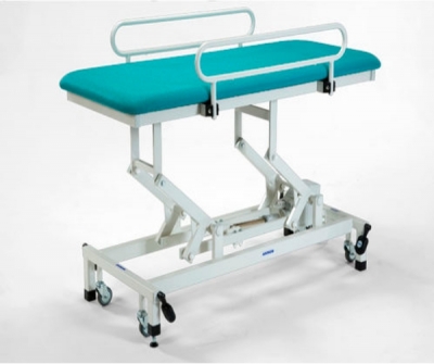 STREAMLINE™ Changing Table